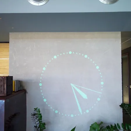 アルベルゴ カンティーン アシェリ ホテル ブラ