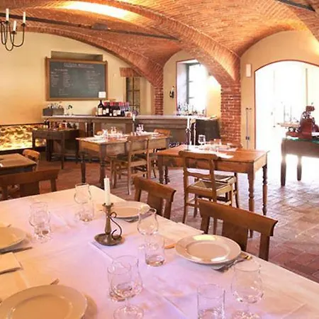 Cantine Ascheri Szálloda 4*