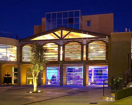 アルベルゴ カンティーン アシェリ ホテル 4*