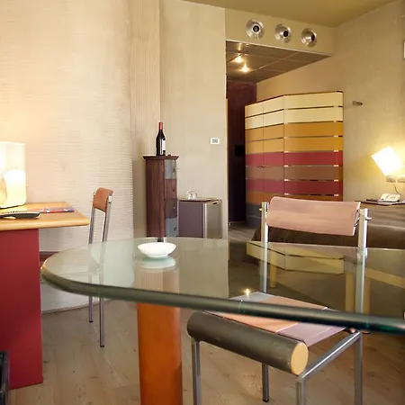 アルベルゴ カンティーン アシェリ 4*