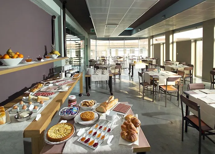 Cantine Ascheri Hotel