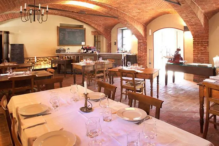 Cantine Ascheri Отель 4*